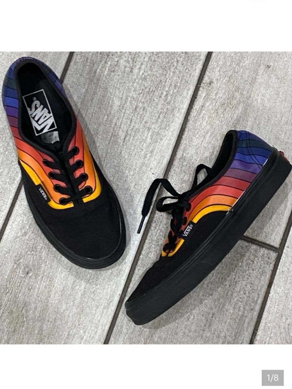 Van's Refract Rainbow 🌈. Black unisex women's size 7.5 men’s size 6